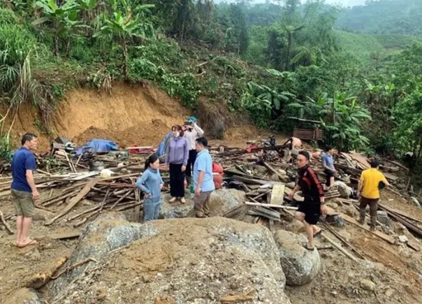 02_Vietnam flood