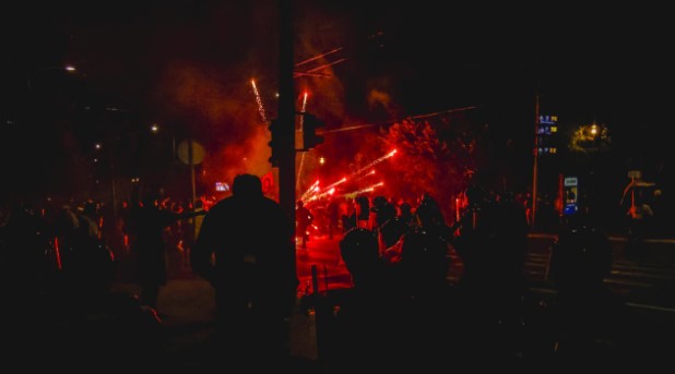 3_Protest
