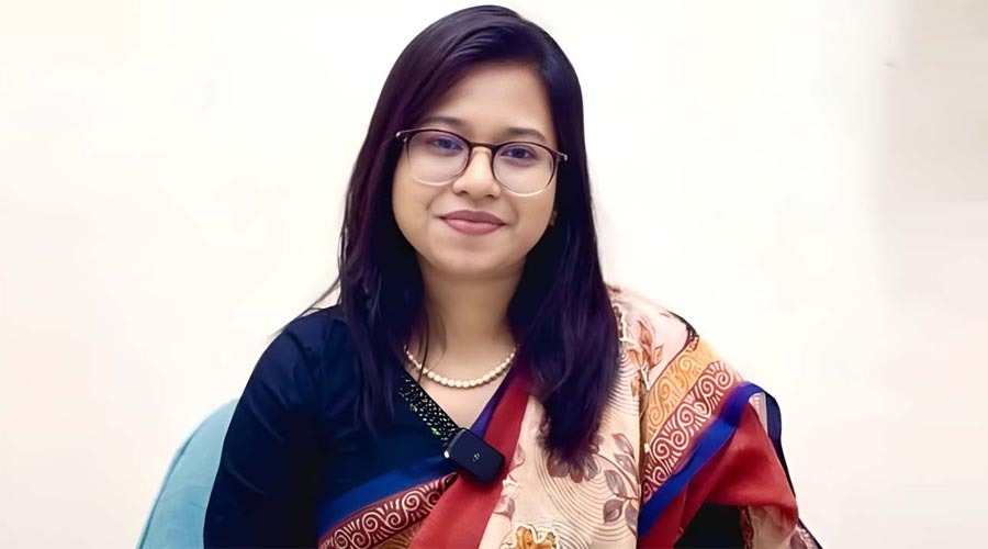 মনিরা শারমিনের প্রার্থিতা বাতিলে নির্বাচন কমিশনের সিদ্ধান্ত নিয়ে হাইকোর্টের রুল