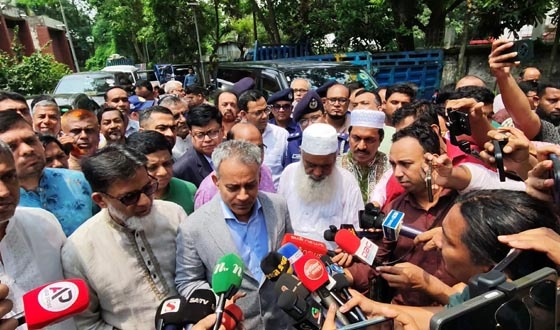দেড় কোটি মানুষ ও এক কোটি পশুকে স্বস্তিতে পরিবহন করা চ্যালেঞ্জের: সড়ক পরিবহন মন্ত্রী