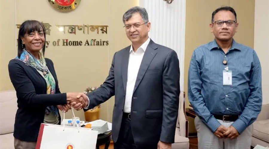 স্বরাষ্ট্রমন্ত্রীর সঙ্গে জাতিসংঘের আবাসিক সমন্বয়কারীর সাক্ষাৎ