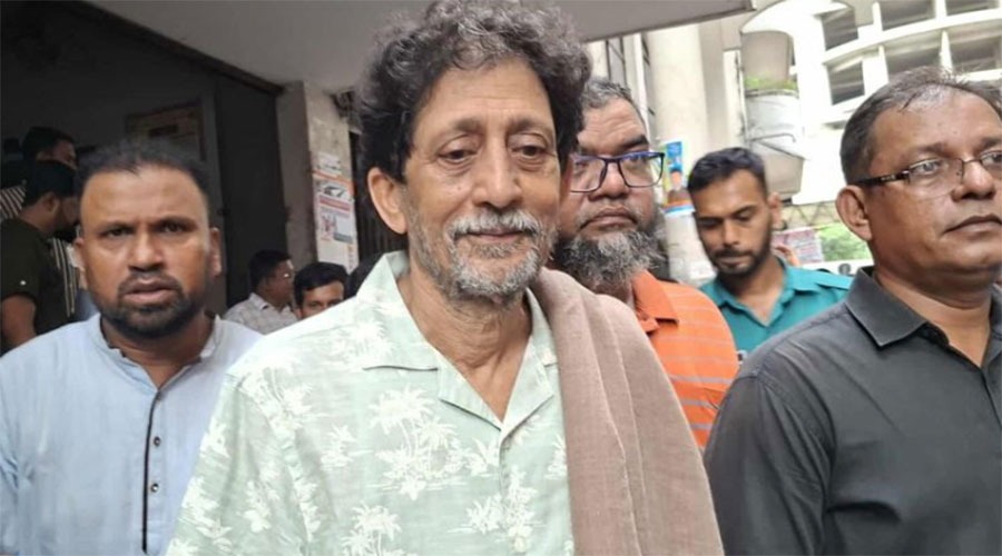 দুর্নীতি মামলায় অধ্যাপক বারকাতের জামিন, জমা দিতে হবে পাসপোর্ট