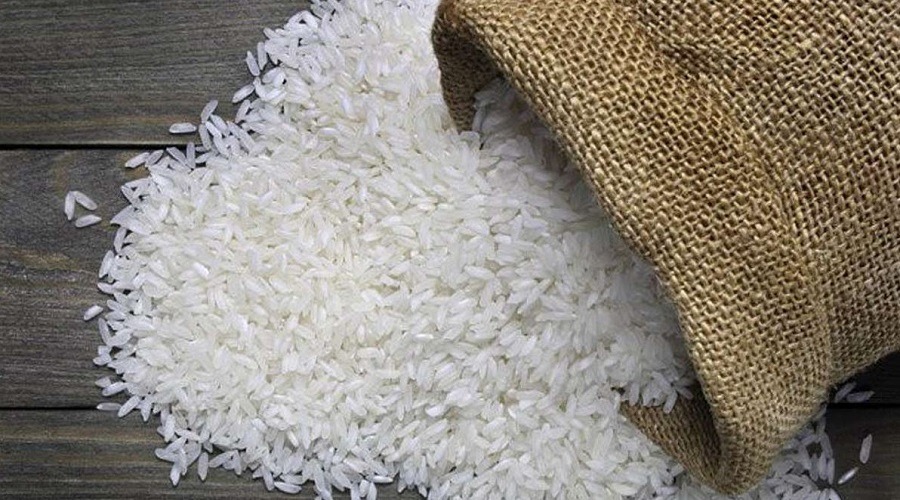 ধানের কাঙ্ক্ষিত দাম পাওয়া না গেলেও বাজারে ঊর্ধ্বমুখী চালের দাম