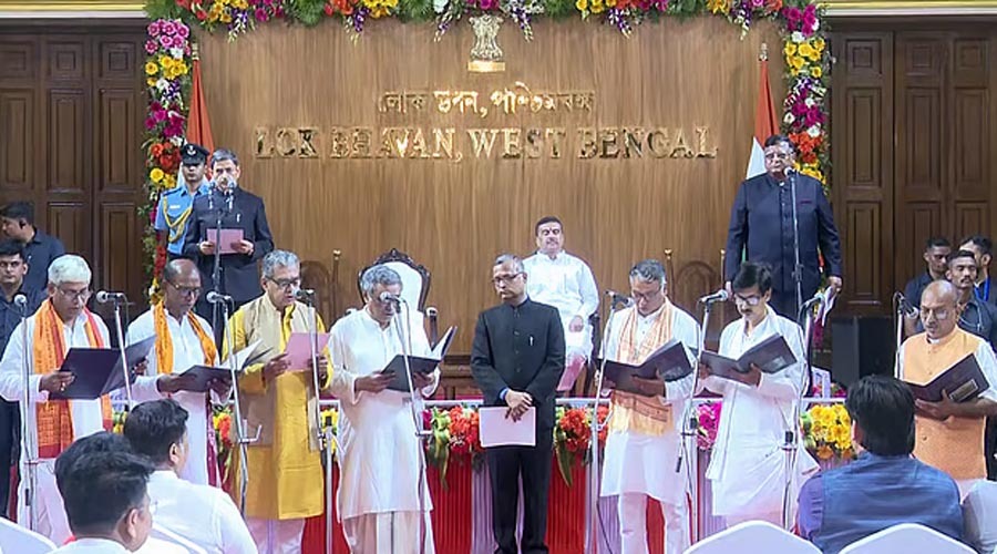 শুভেন্দুর মন্ত্রিসভা সম্প্রসারণ, একসঙ্গে শপথ নিলেন ৩৫ বিধায়ক