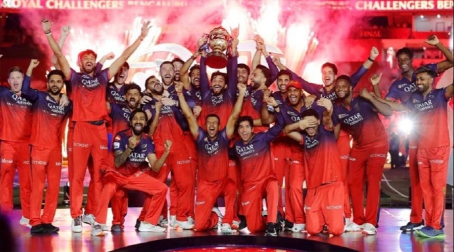 কোহলির ব্যাটে ইতিহাস, টানা দ্বিতীয়বার আইপিএল চ্যাম্পিয়ন বেঙ্গালুরু