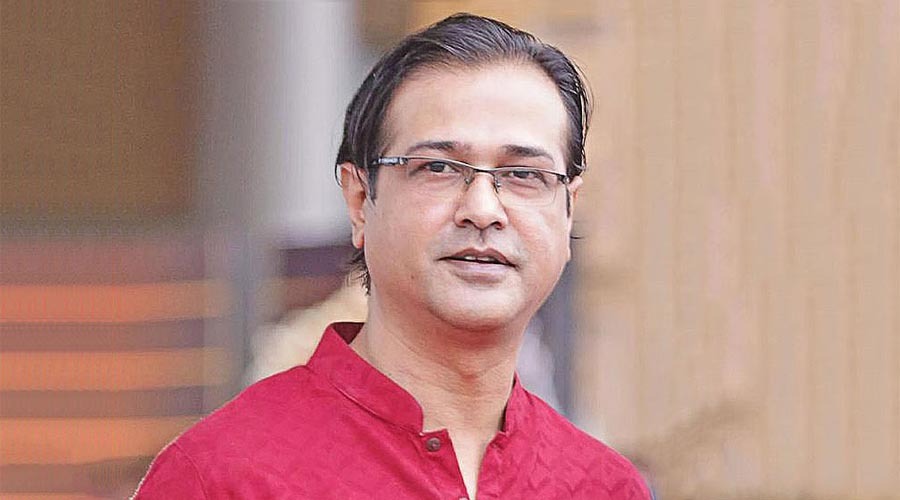 ফেসবুকের ‘বদলে যাওয়া’ পরিবেশে বিরক্ত, নিজেকে সরিয়ে নিলেন আসিফ আকবর
