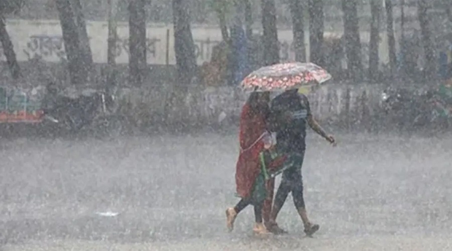 আগস্টজুড়ে টানা বৃষ্টির আভাস, কয়েক অঞ্চলে বন্যার শঙ্কা!