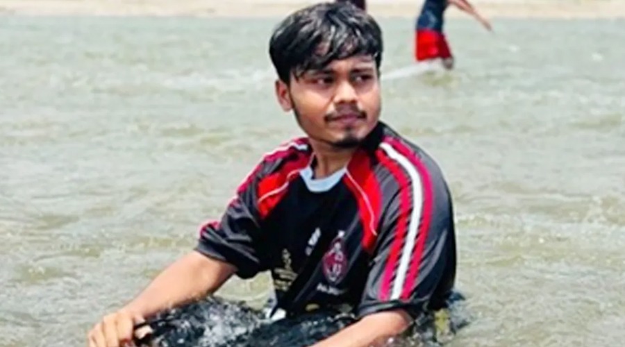 সাদা পাথরে গোসলে নেমে প্রাণ গেল কলেজছাত্রের