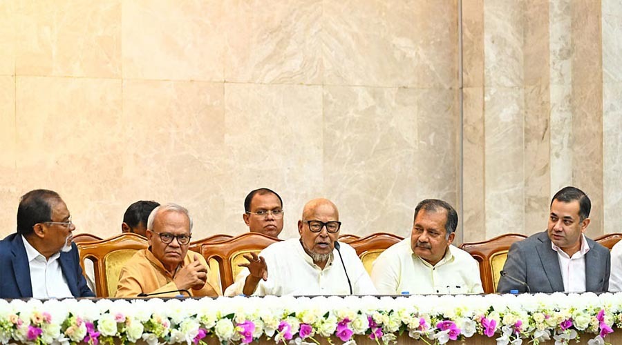 জুলাই সনদ নিয়ে দ্বন্দ্ব নয়, দলিল দেখার আহ্বান নজরুলের