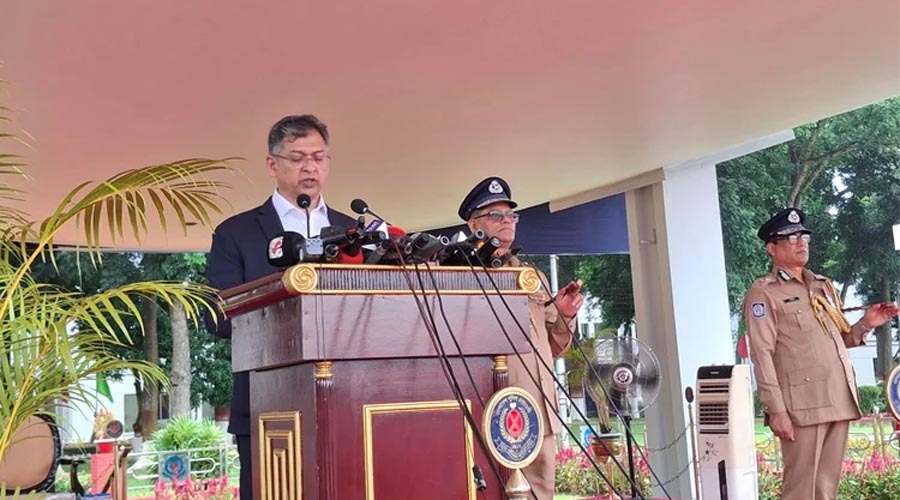 ‘পুলিশ কোনো দলের বা গোষ্ঠীর লাঠিয়াল বাহিনী নয়’: স্বরাষ্ট্রমন্ত্রী