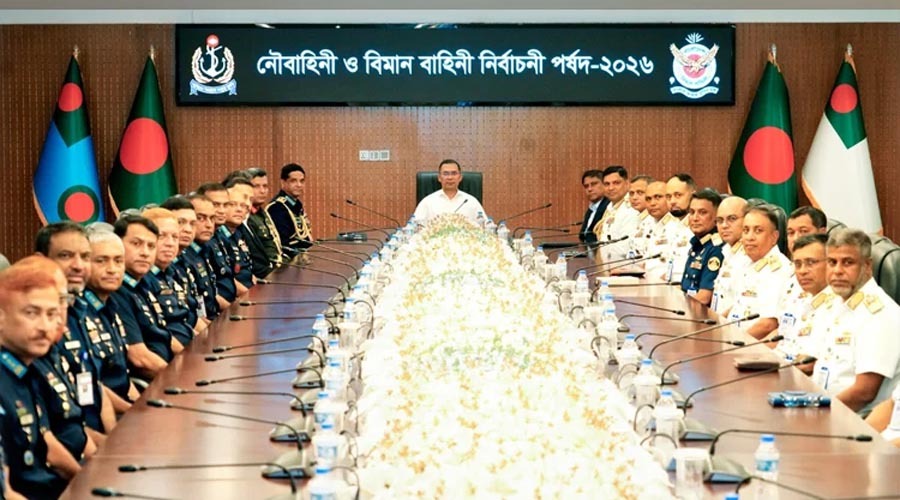 পদোন্নতিতে রাজনৈতিক মতাদর্শ নয়, দক্ষতা-সততাকে গুরুত্ব দেওয়ার নির্দেশ প্রধানমন্ত্রীর