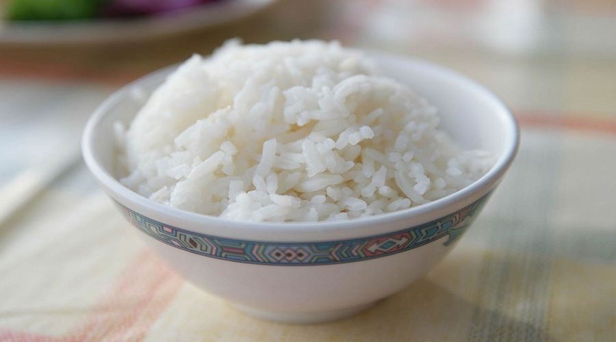 কতবার চাল ধুলে ভাত ঝরঝরে হয়?