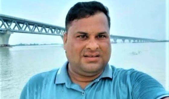 টাঙ্গাইলে প্রকাশ্যে সাবেক ইউপি সদস্যকে কুপিয়ে হত্যা