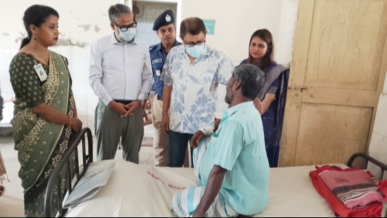‘সরকারি হাসপাতালের সামনে দেওয়া হবে না ক্লিনিকের অনুমোদন
