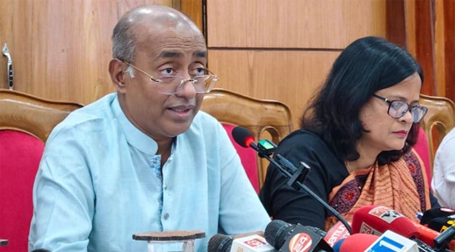 রাজনৈতিক ব্যক্তি বা গডফাদারের দায় সরকার নেবে না: আইনমন্ত্রী