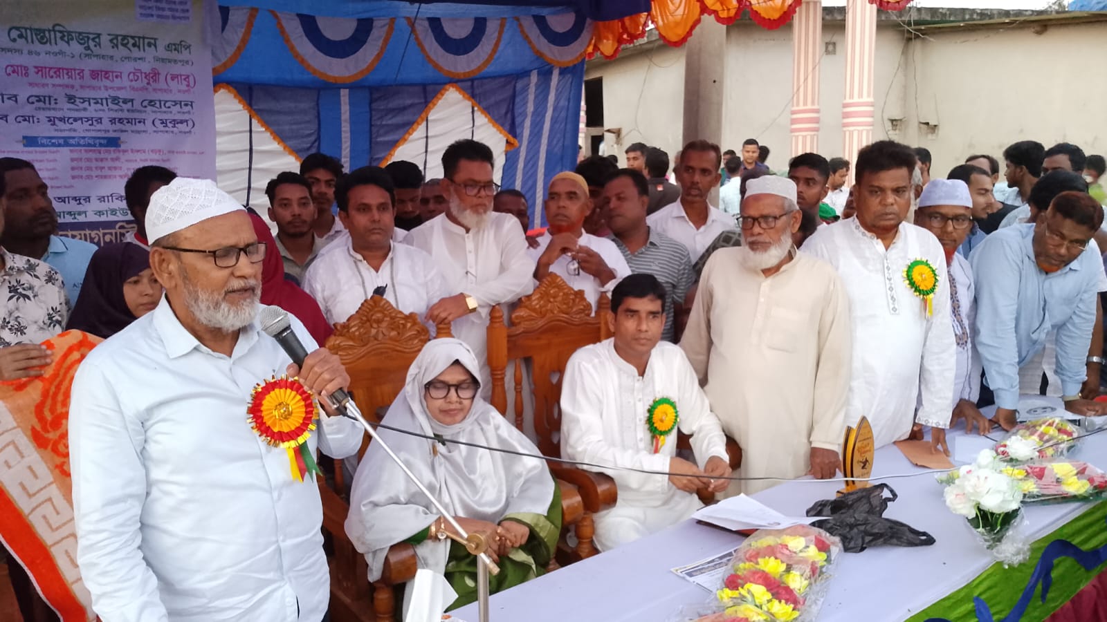 সাপাহারে আরাফাত রহমান কোকো স্মৃতি ফুটবল টুর্নামেন্টের উদ্বোধন