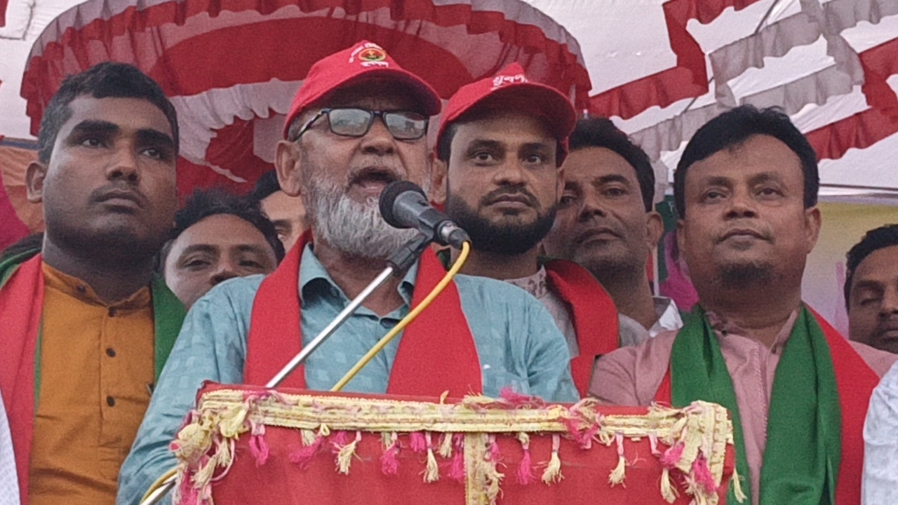 সাপাহারে বর্ণাঢ্য আয়োজনে যুবদলের ৪৮তম প্রতিষ্ঠাবার্ষিকী উদযাপন
