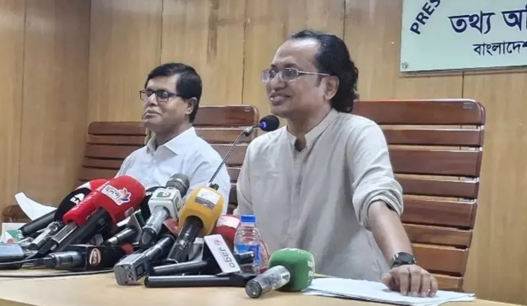 ড. ইউনূসকে যুক্তরাষ্ট্রে হেনস্তার ঘটনায় ব্যবস্থা নেবে সরকার: ডা. জাহেদ