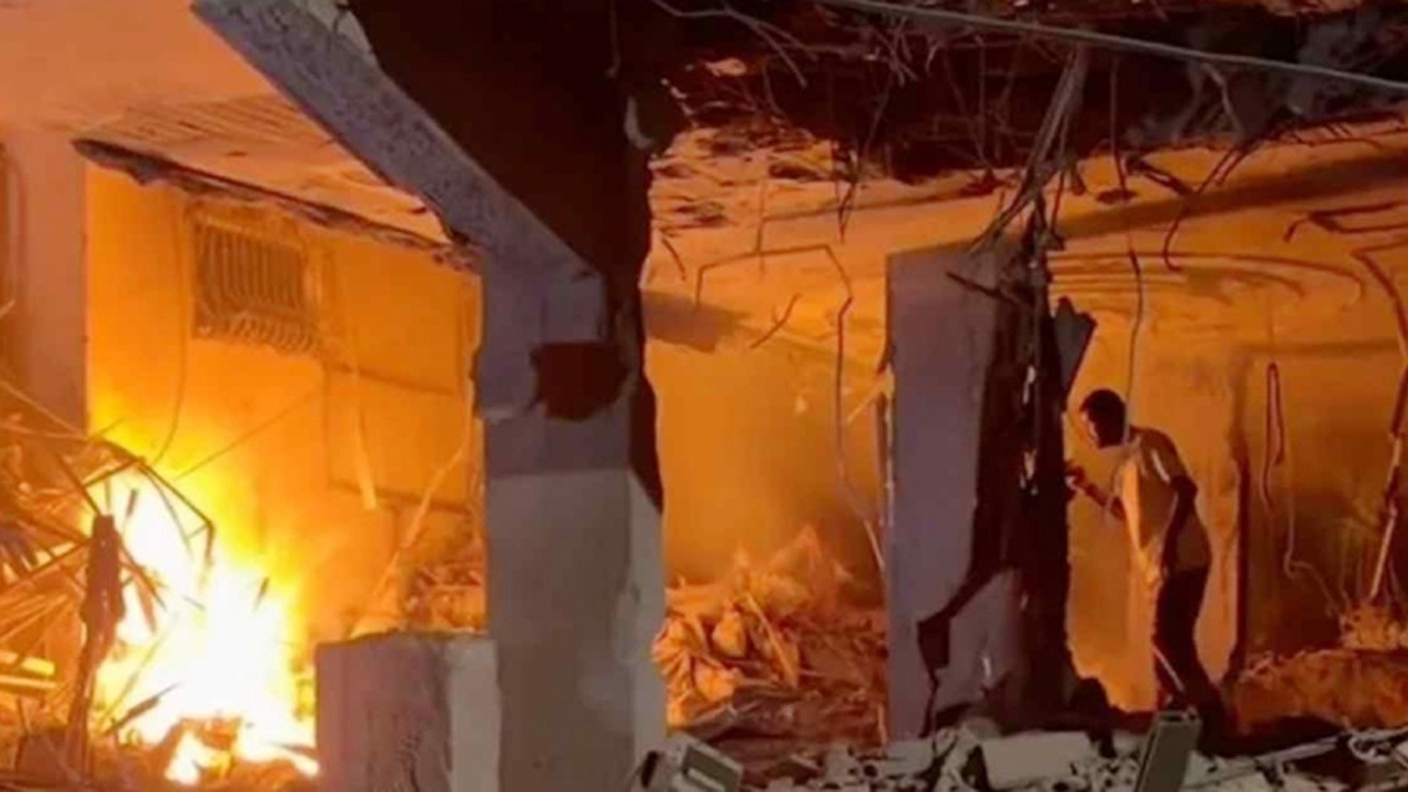 গাজায় আবাসিক ভবনে ইসরায়েলি হামলায় ৫ জন নিহত