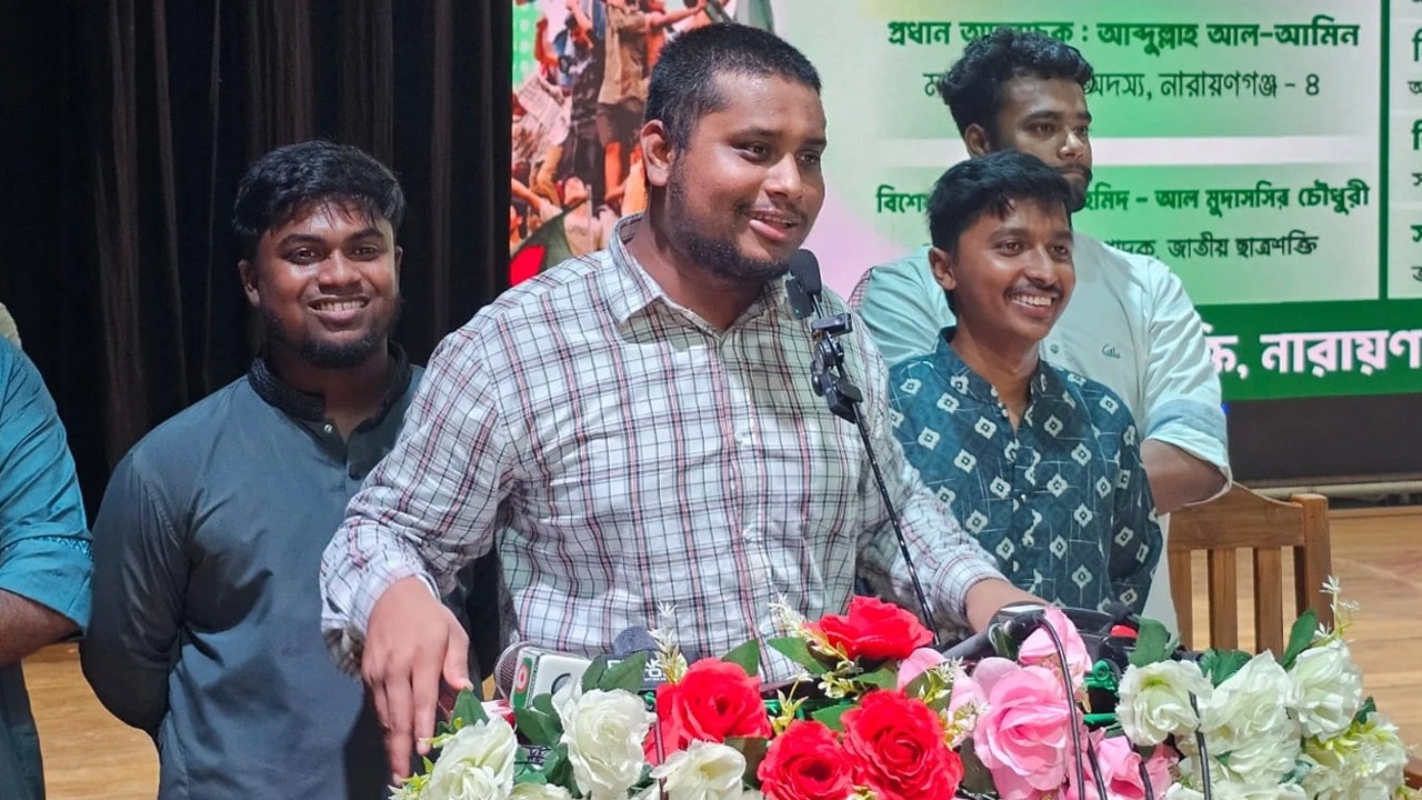 বিধবা কার্ড দেওয়া হলে এমপির বউ সবার আগে পাবে: হাসনাত আবদুল্লাহ