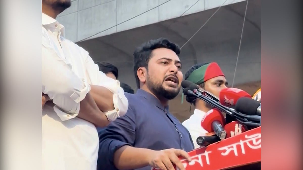 পতিত ও নব্য স্বৈরাচারকে রাজনৈতিকভাবে পরাজিত করার হুঁশিয়ারি নাহিদ ইসলামের ছবি: সংগৃহীত