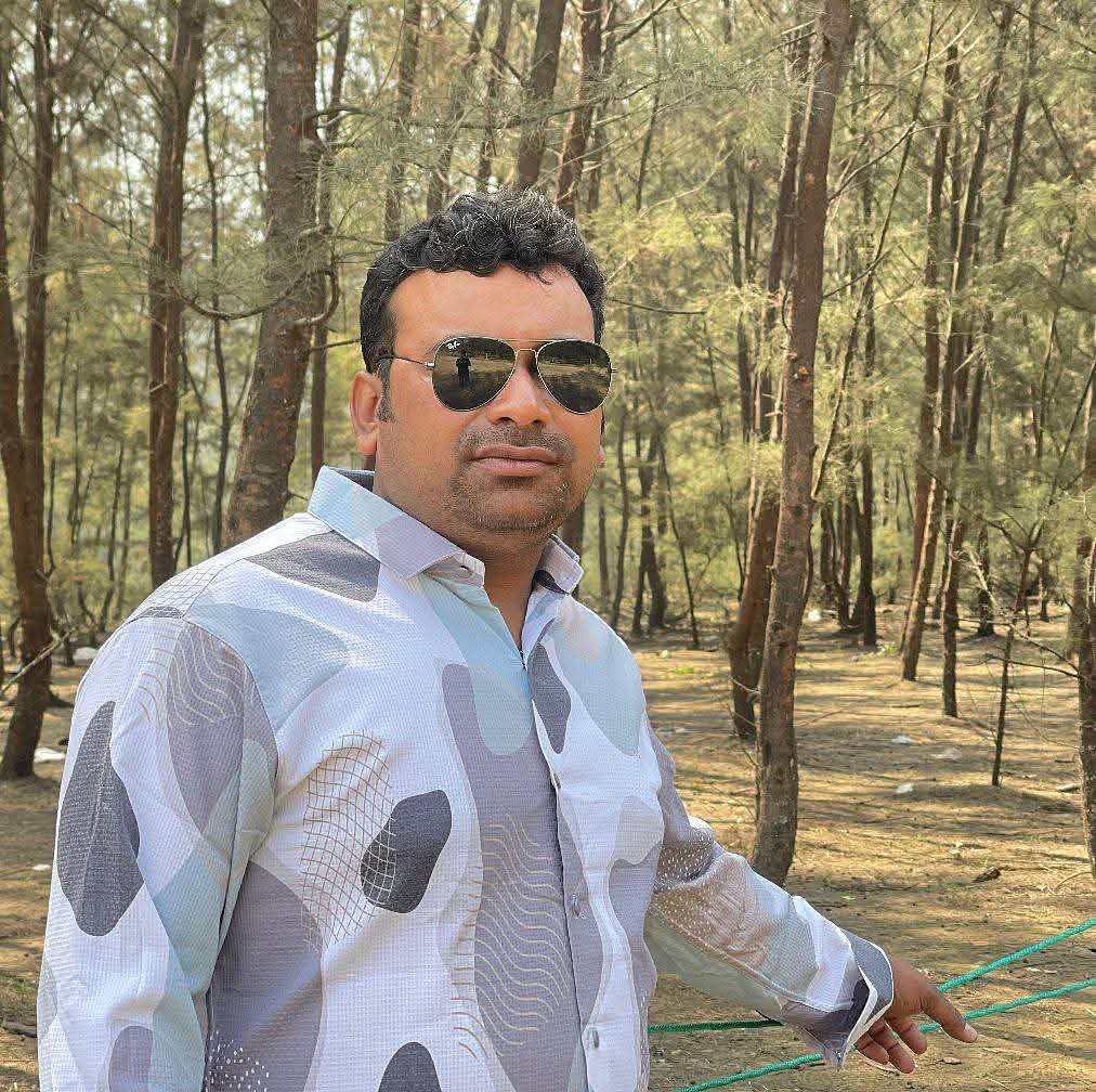 হত্যা ও ডাকাতির মামলায় মাগুরায় স্বেচ্ছাসেবক দল নেতা গ্রেপ্তার ছবি: সংগৃহীত