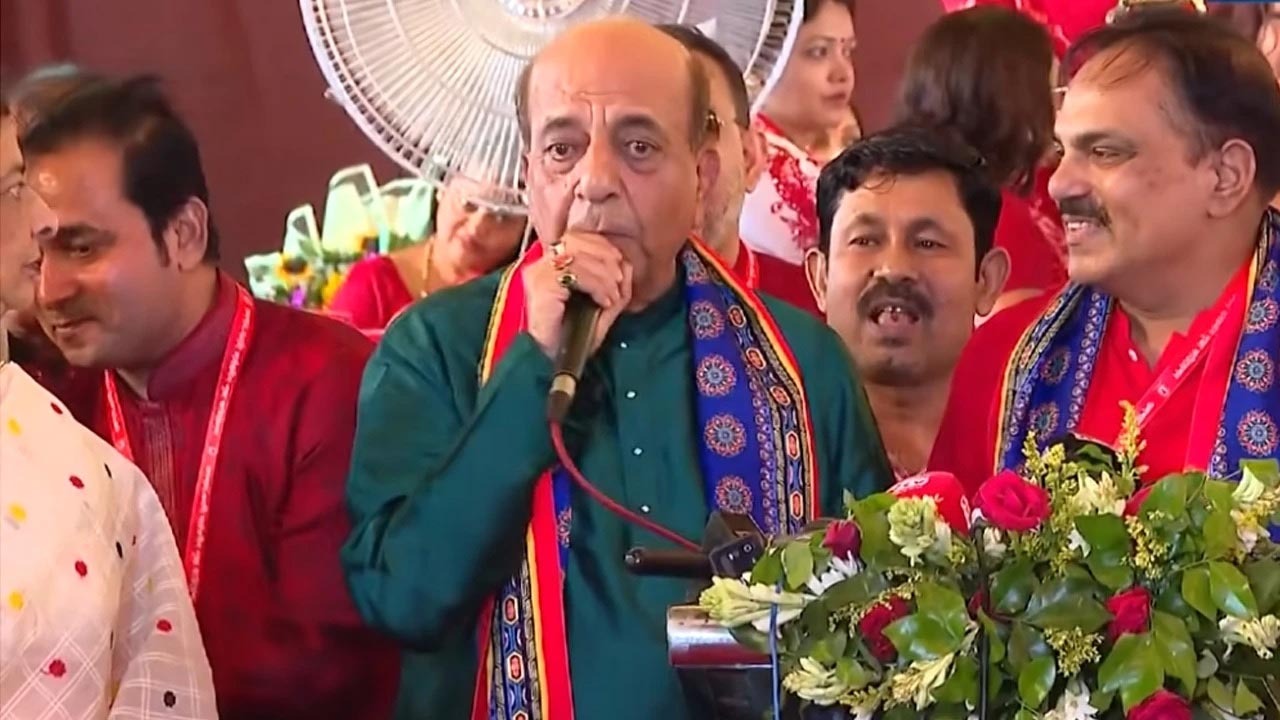 বাংলাদেশে উৎসবমুখর পরিবেশে দুর্গাপূজা উদ্যাপিত হচ্ছে: ভারতীয় হাইকমিশনার