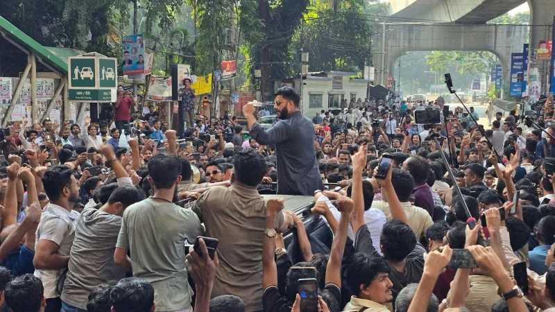 মন্ত্রিসভা থেকে ইশরাকের পদত্যাগ: মেয়র নির্বাচনের দৌড়ে কি নতুন সমীকরণ?