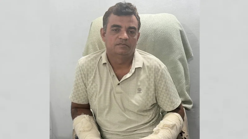 রাজধানীতে ৩০ লাখ টাকা আত্মসাতের পর ব্যবসায়ীকে হাতুড়িপেটা