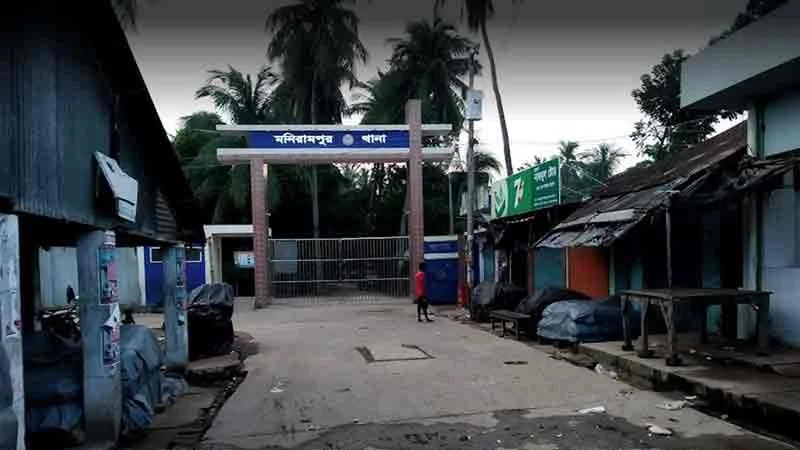 যশোরে পিকআপের ধাক্কায় মোটরসাইকেল আরোহী মা-ছেলে নিহত, বাবা আহত