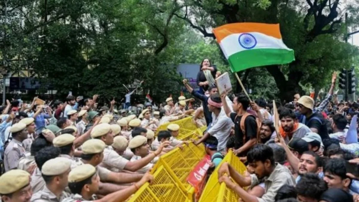 জ্ঞানেশ কুমারের পদত্যাগের দাবিতে আগামীকাল দিল্লিতে গণসমাবেশ করবে বিরোধী জোট ‘ইন্ডিয়া’